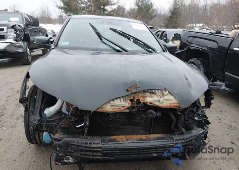 2015 Honda Accord Hybrid Ex-L z USA, uszkodzony, nr VIN 1HGCR6F58FA014239